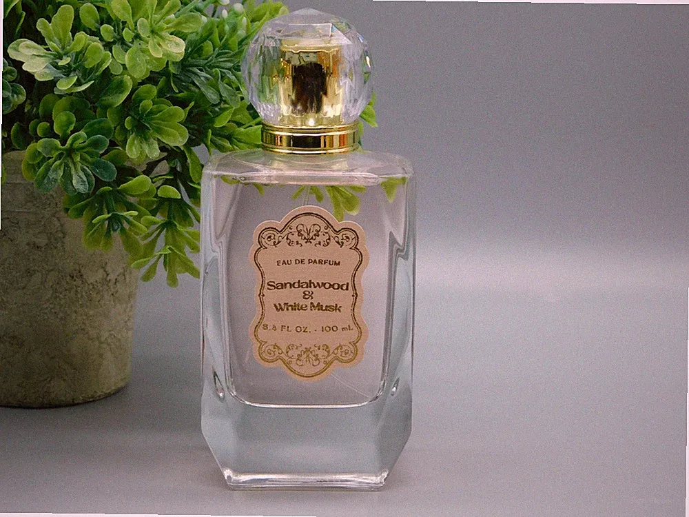 Tru Fragrance Sandalwood & White Musk Eau de Parfum Spray 3.4 oz New Without Box